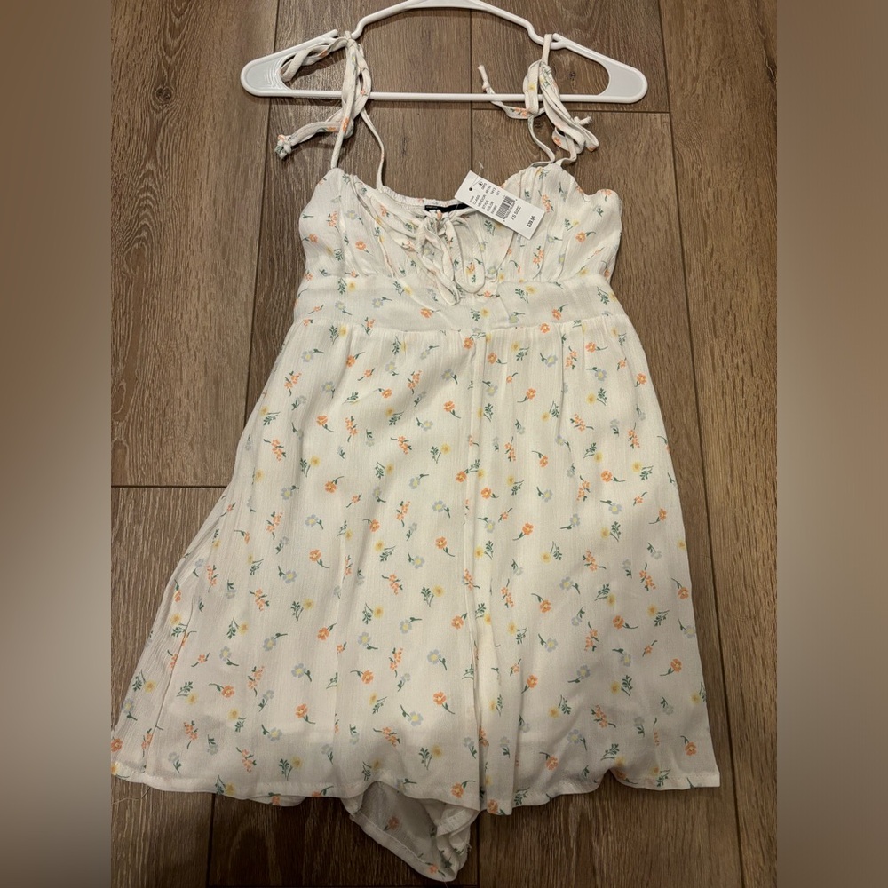 Pacsun romper size xs